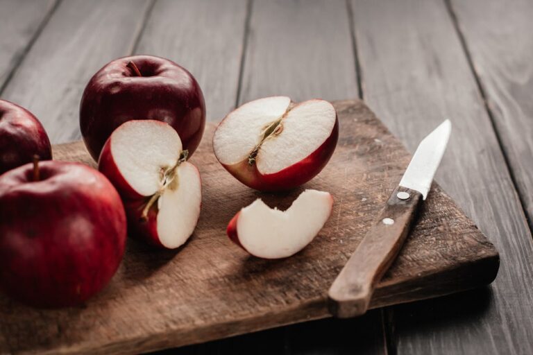 11 Easy Apple Recipes Kids Will Always Love