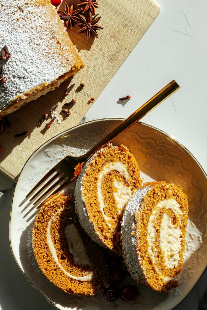 Pumpkin Roll with Cream Cheese Filling