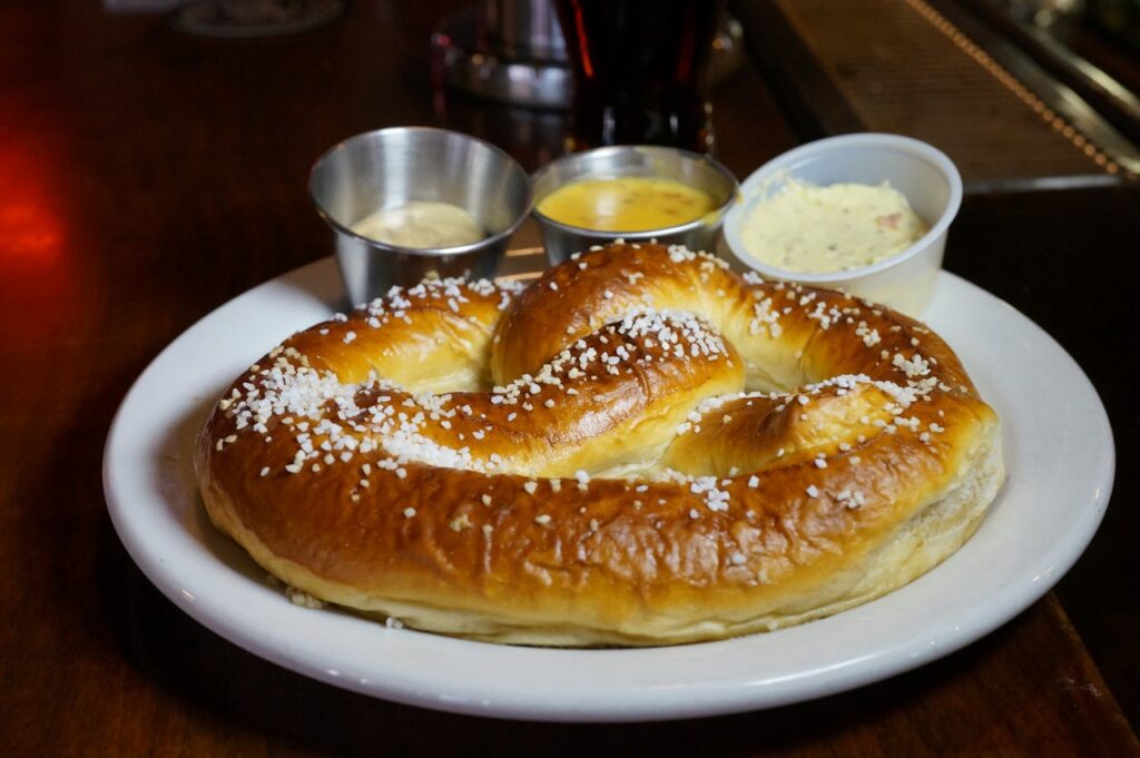 Soft Pretzels with Mustard Dip