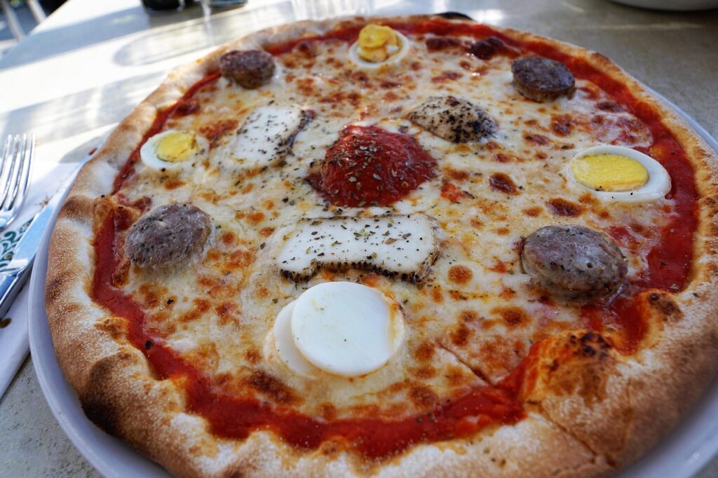 Sausage and Egg Breakfast Pizza