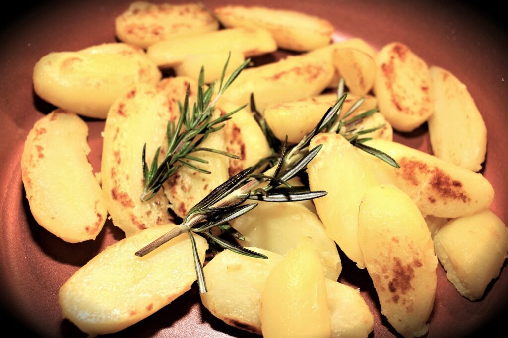 Garlic Herb Roasted Potatoes