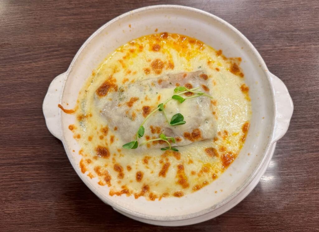 Skillet Cheesy Beef and Rice