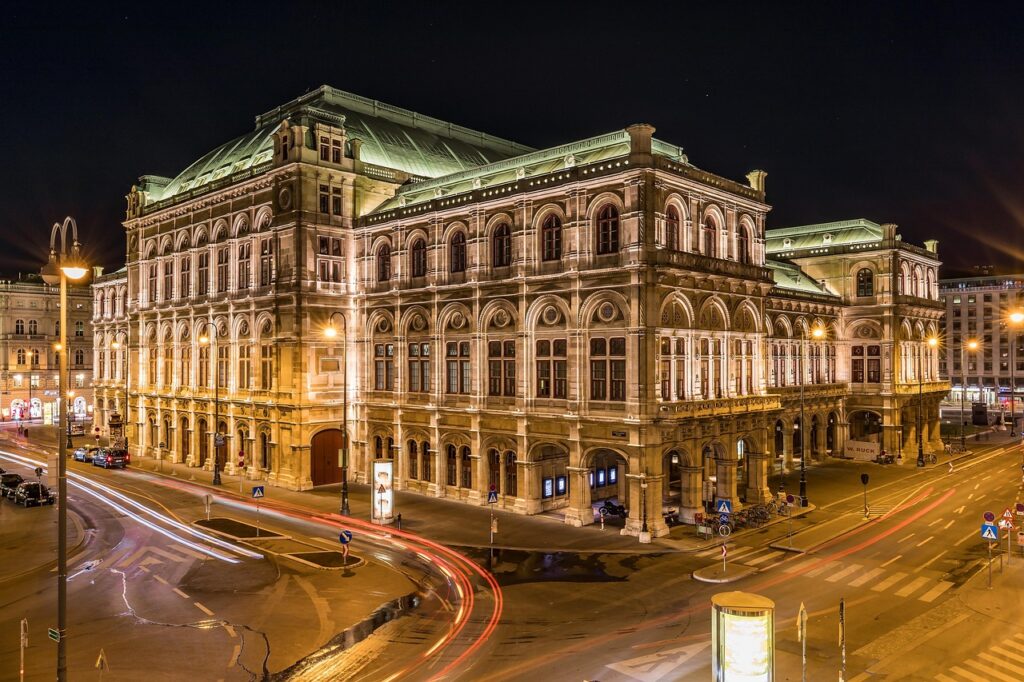 Vienna state opera, Night, Long exposure image. 