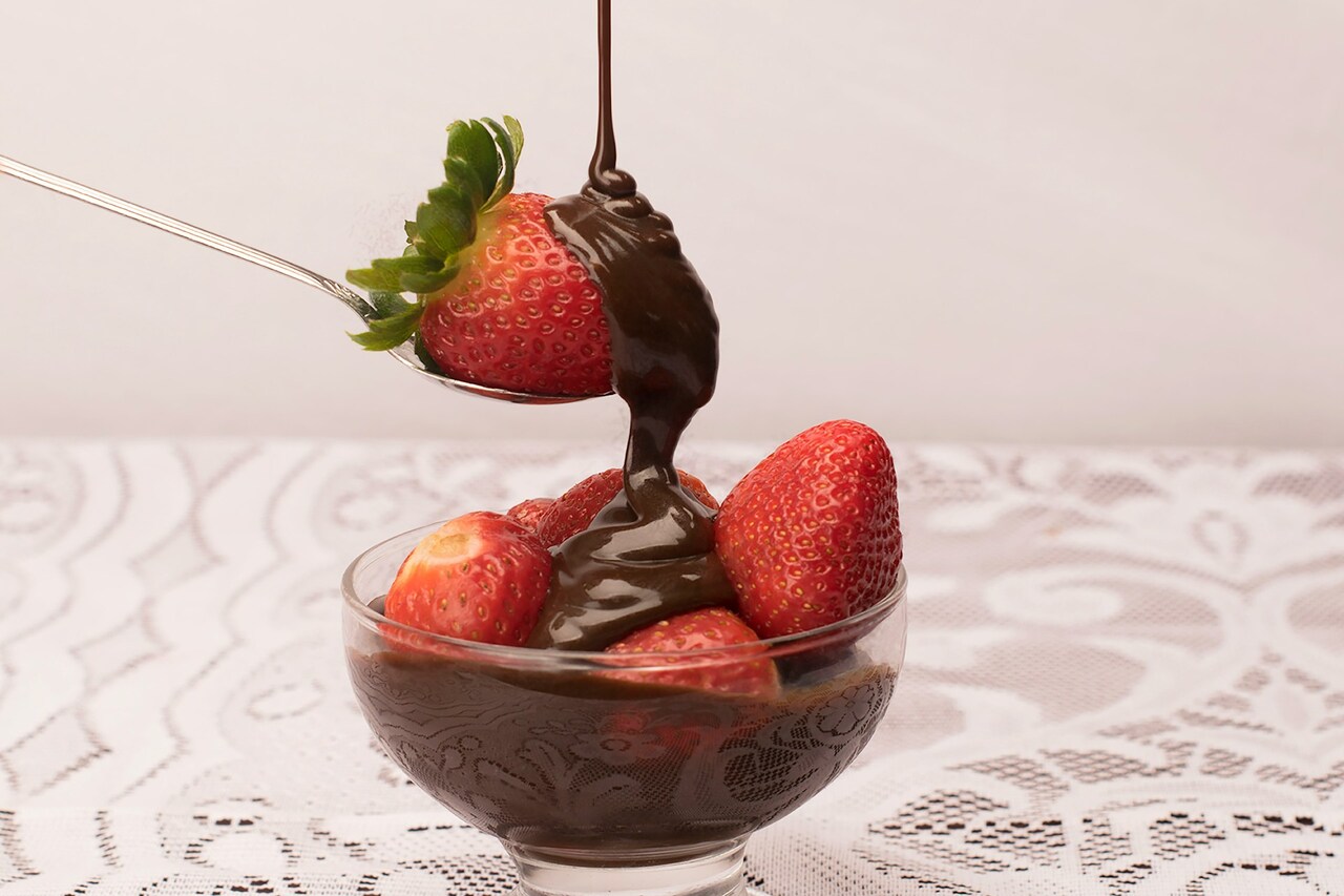 7 Chocolate Desserts That Instantly Melt Stress Away