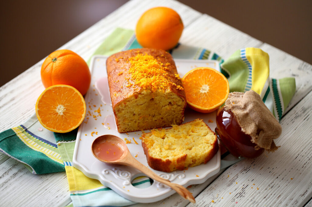 cake with oranges and olive oil