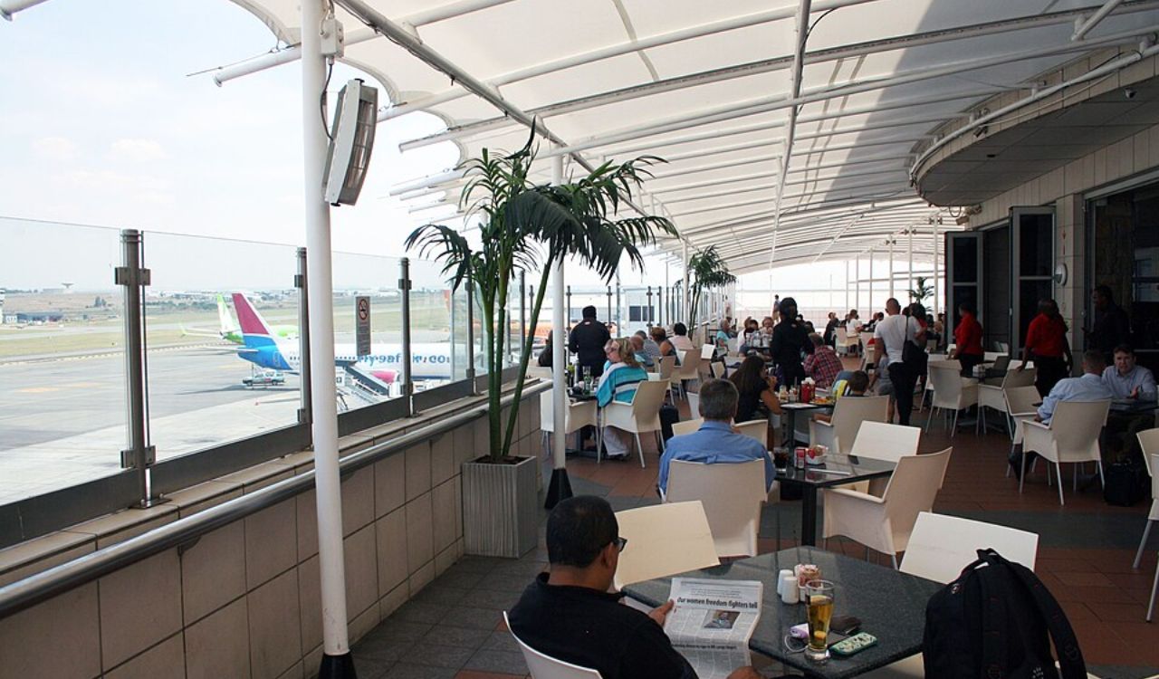 Airport restaurant with a viewing deck