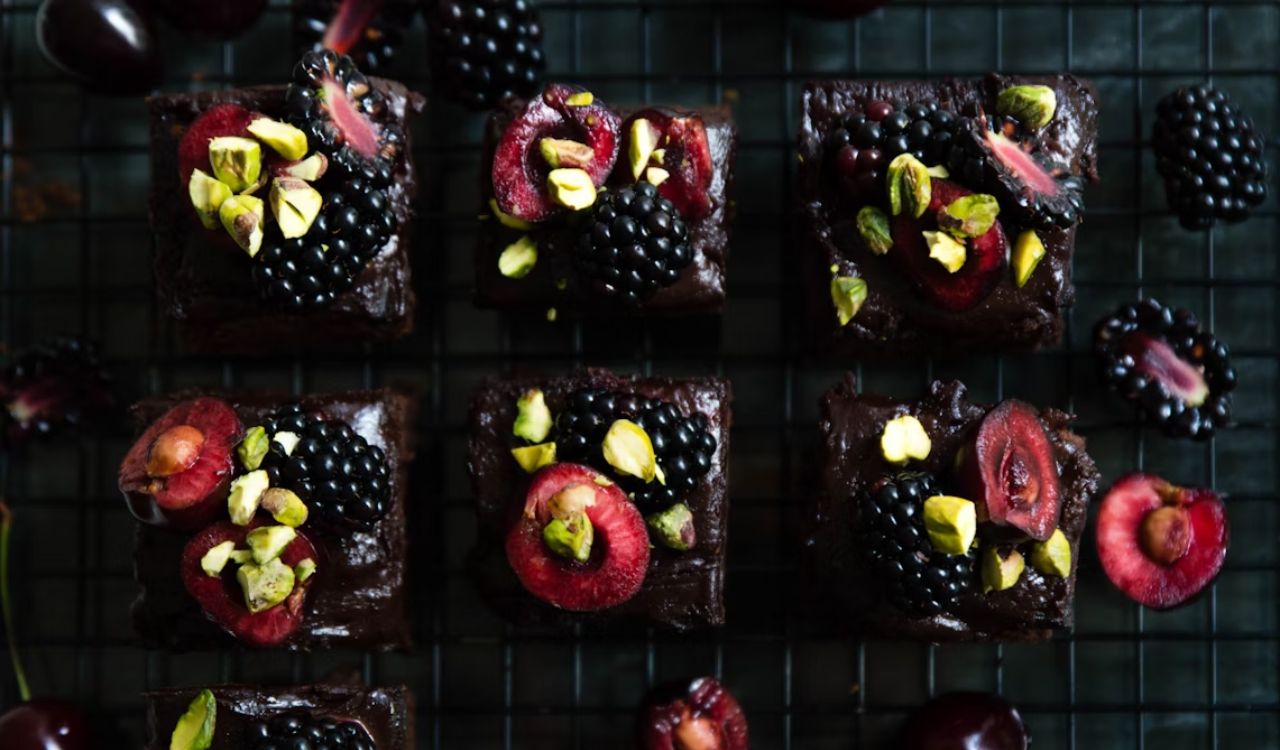 Blackberry brownies