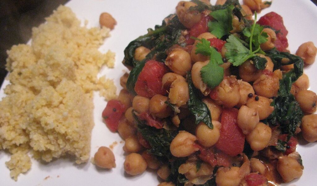 Chickpea and spinach curry