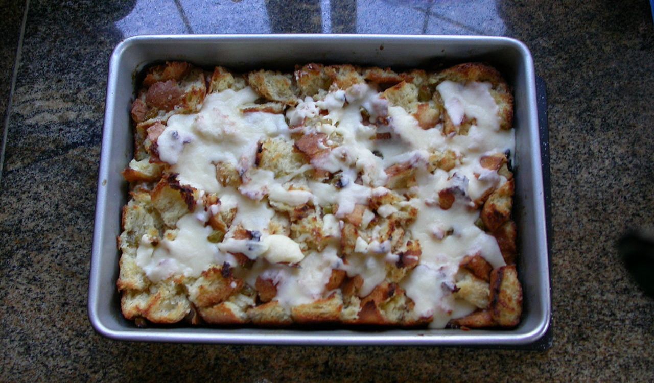 Cinnamon Roll Bread Pudding