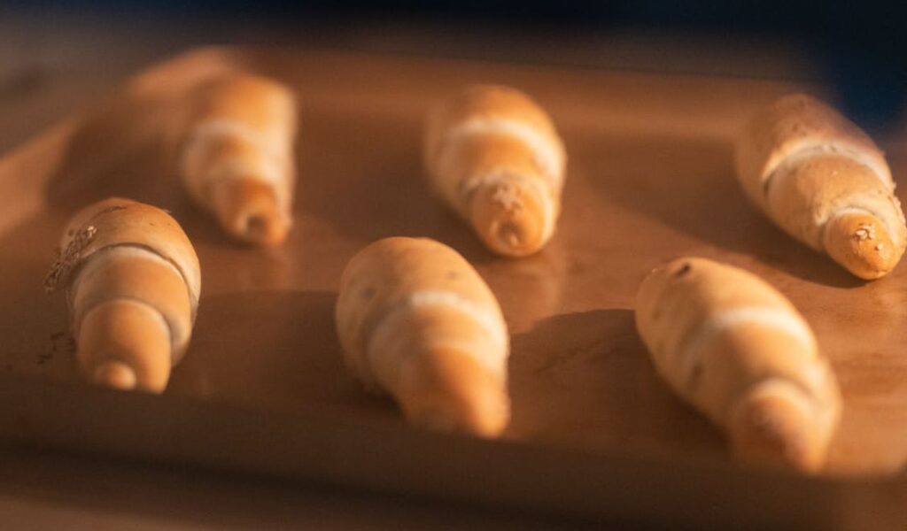 Crescent rolls