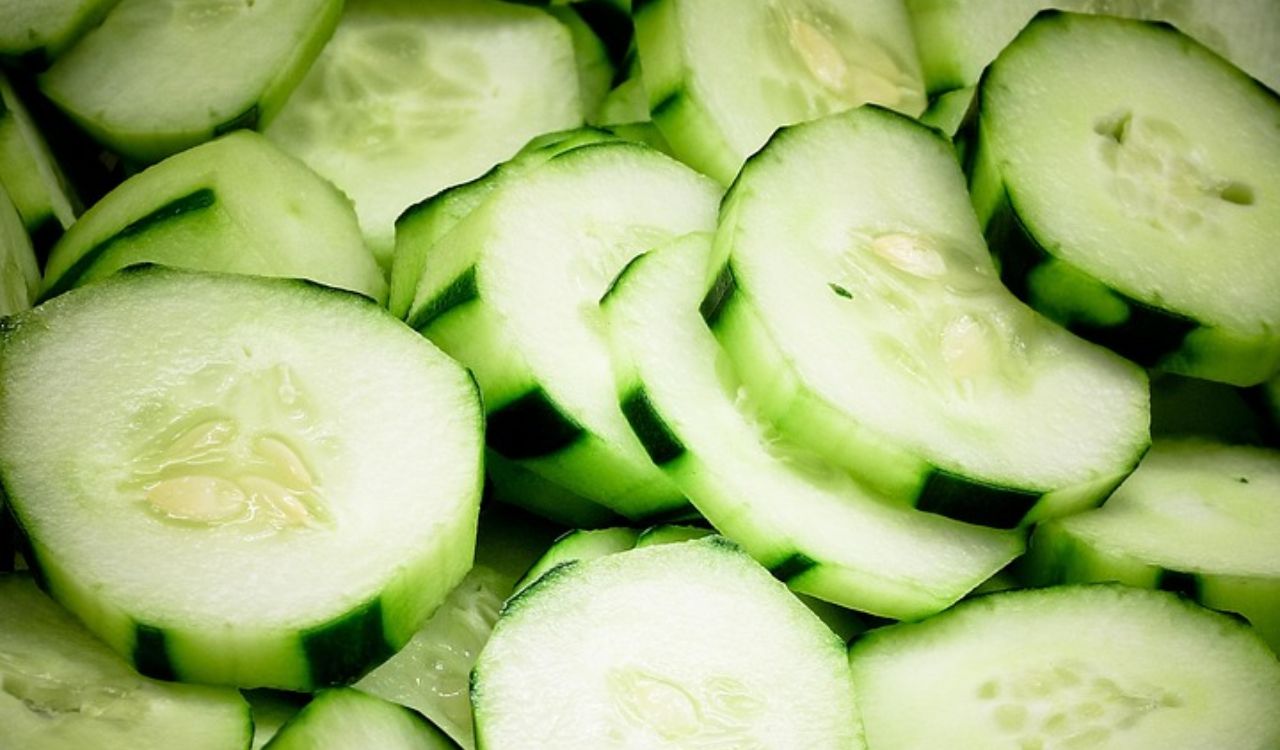 Cucumber slices
