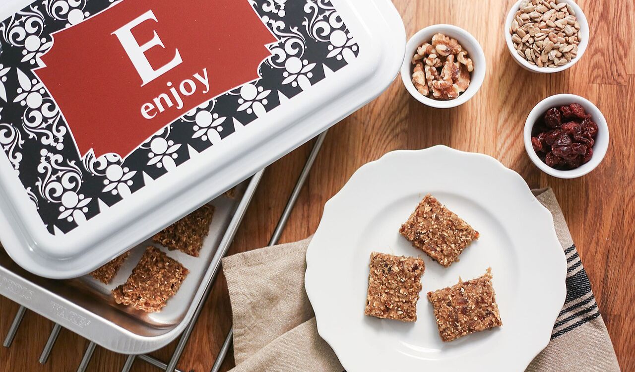 Dates and nuts bars