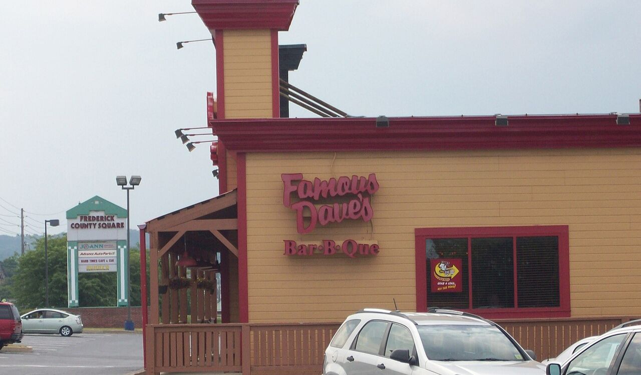 Famous Dave’s