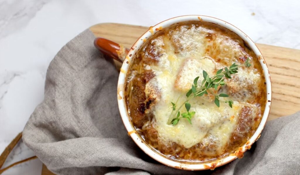 French onion soup with croutons
