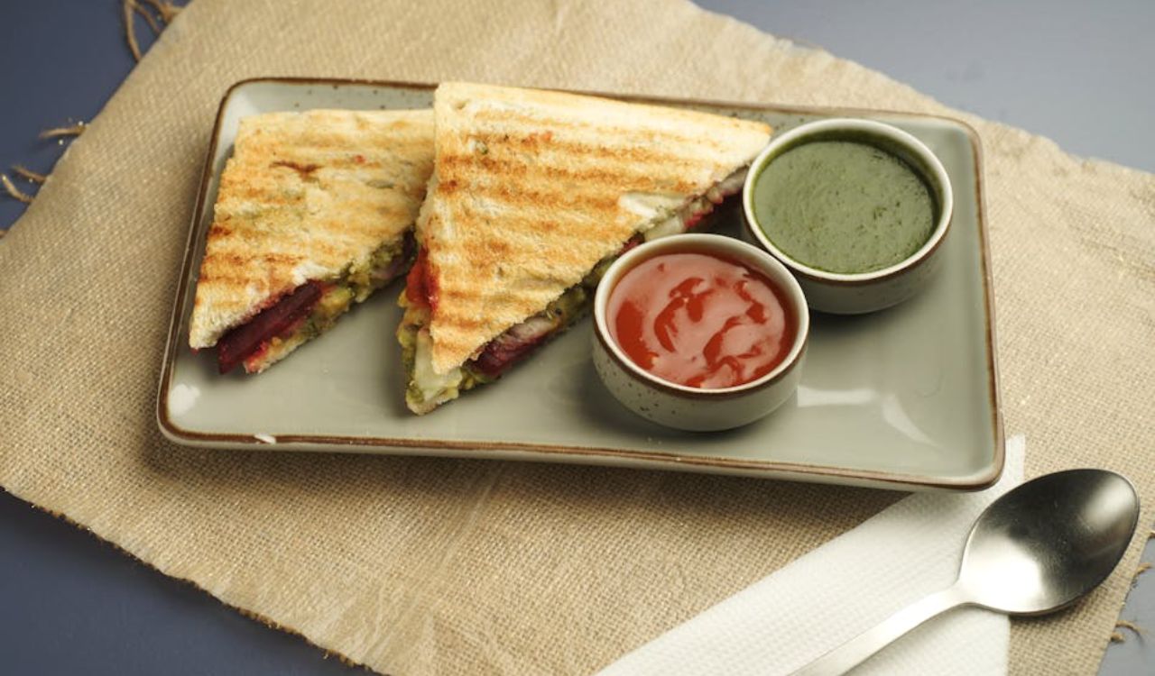 Grilled sandwich on a plate