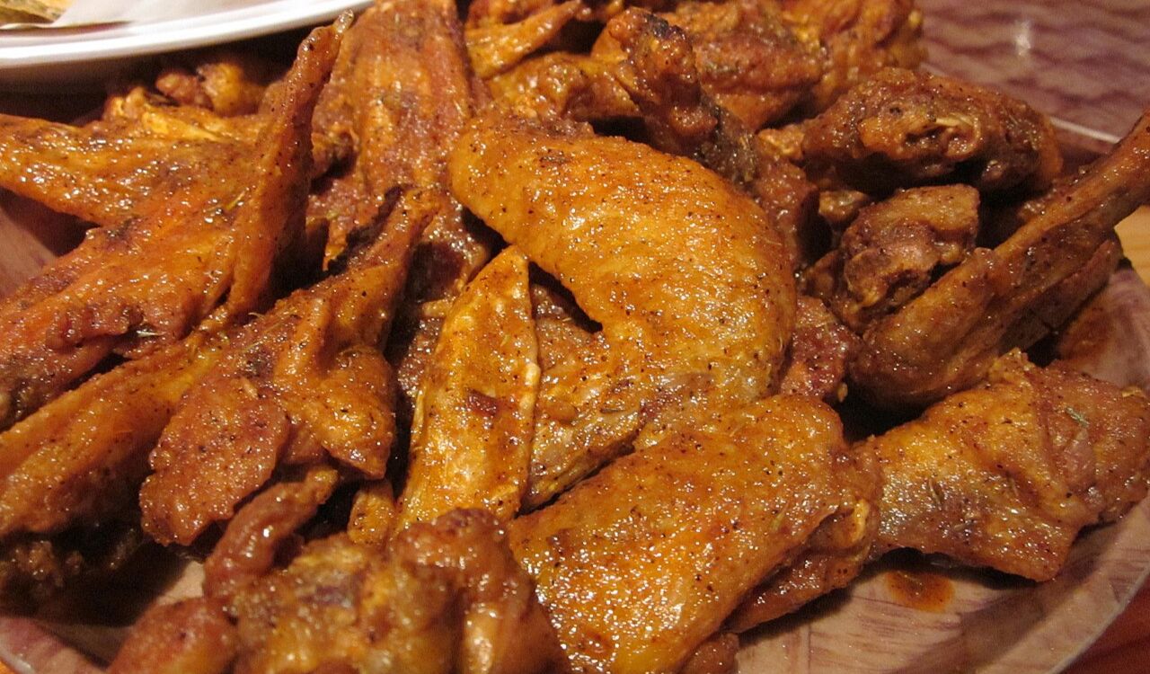 Hooters wings