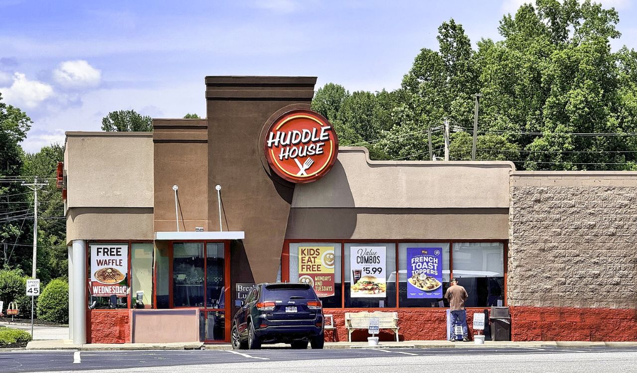 Huddle House