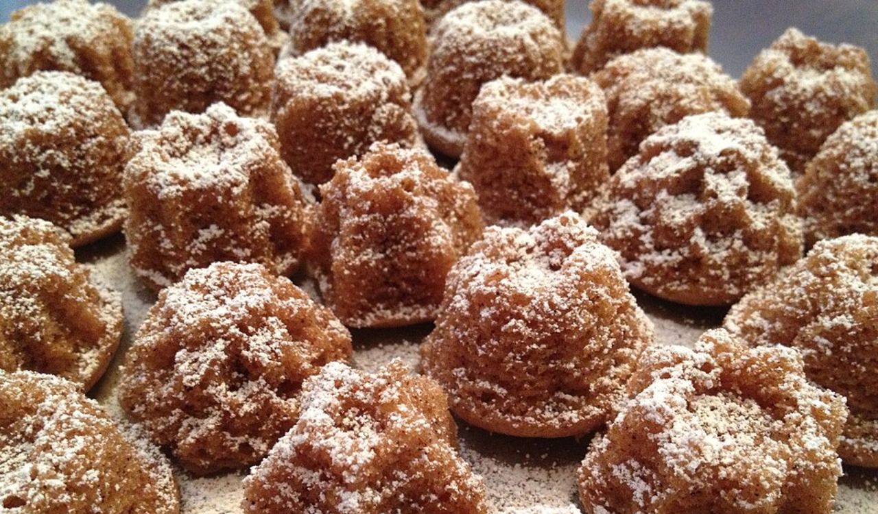 Mini bundt cakes