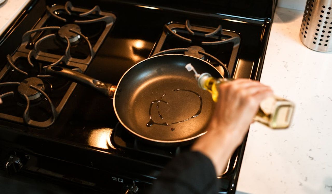 Nonstick pan