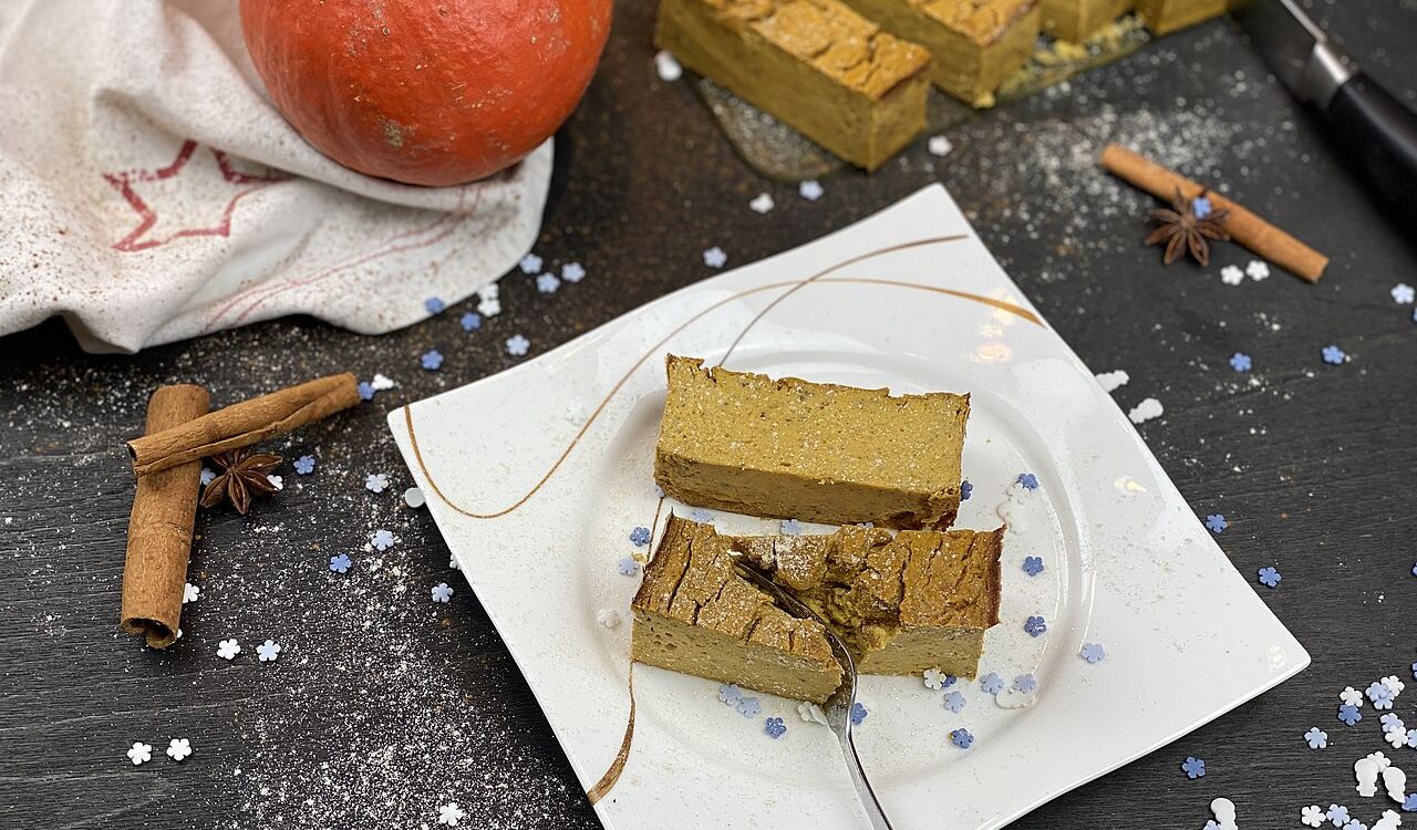 Pumpkin cheesecake bar