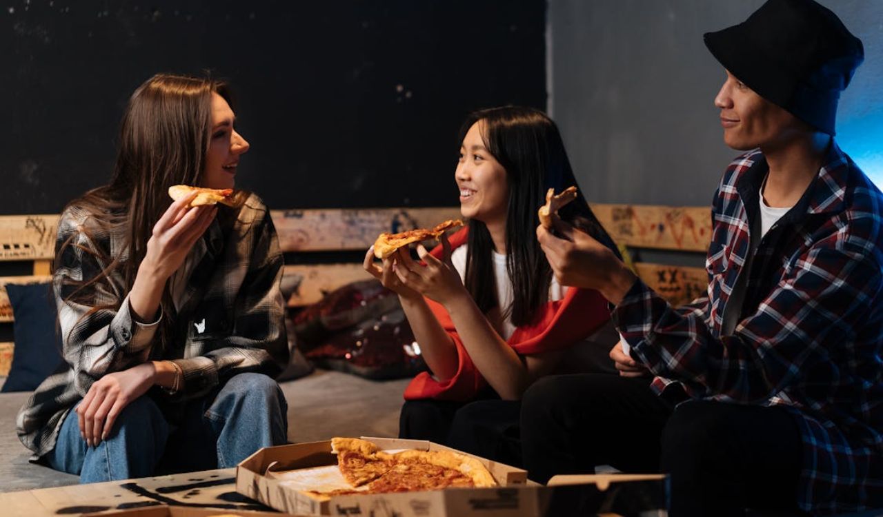 Sharing a pizza