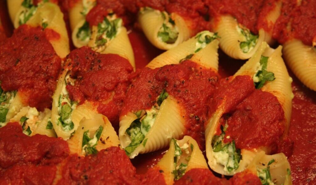 Spinach and Ricotta Stuffed Shells