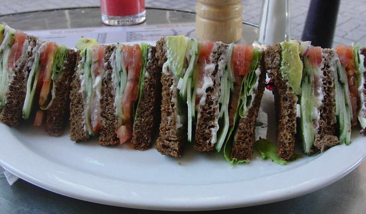 Veggie sandwich
