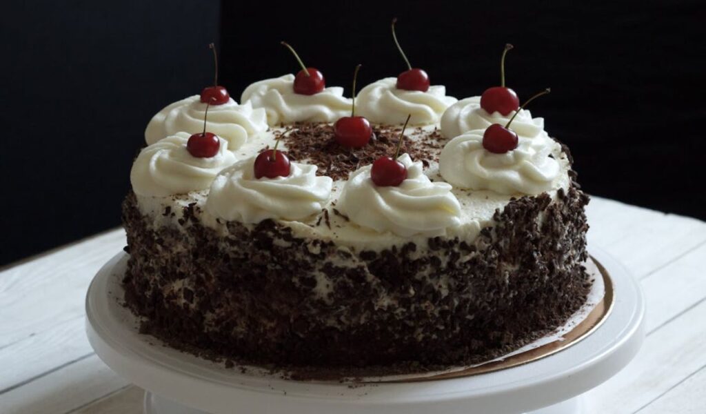 Whole Blackforest cake