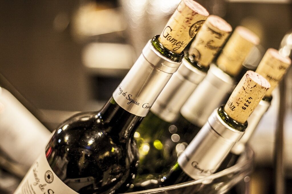 Bottles of wine, Came, Red wine image. 
