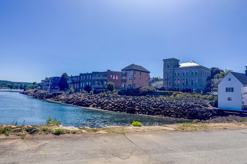 Maine, Coast, Buildings image.