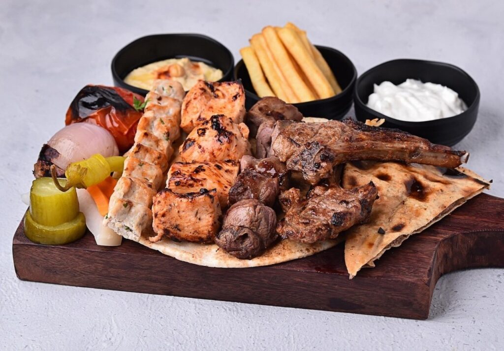 The Finishing Touch: Salsas, Sauces, and Serving Styles