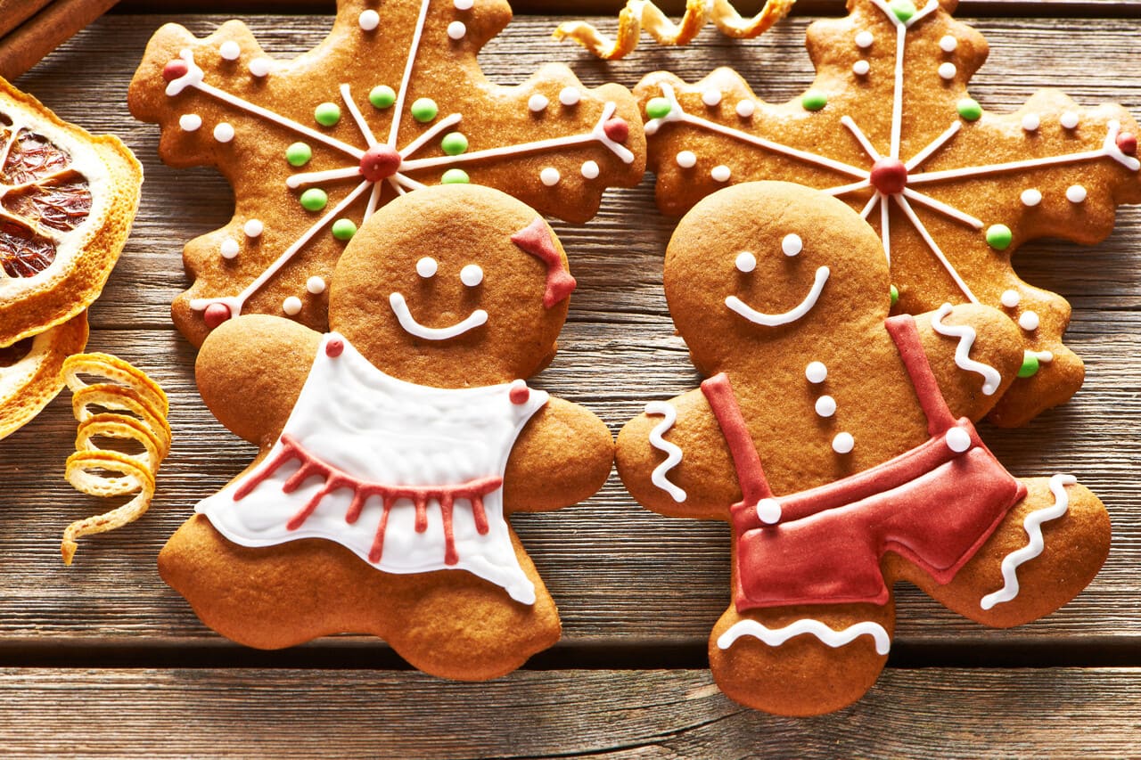 10 Gingerbread Desserts That Taste Like Pure Holiday Magic
