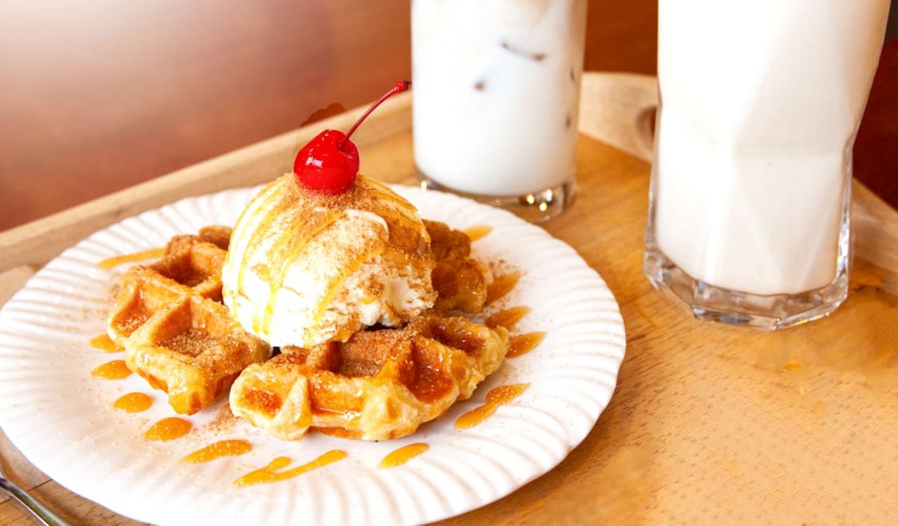 Icecream waffle sandwich