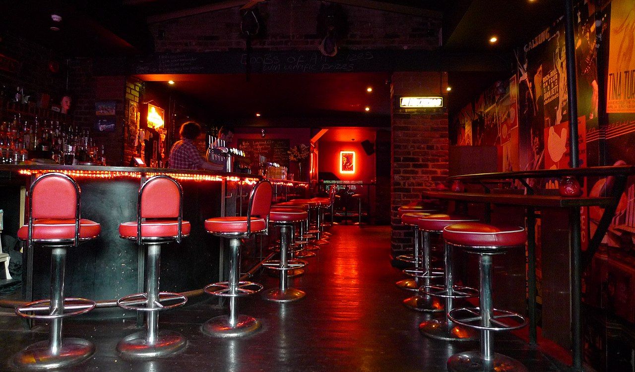 Retro dive bar