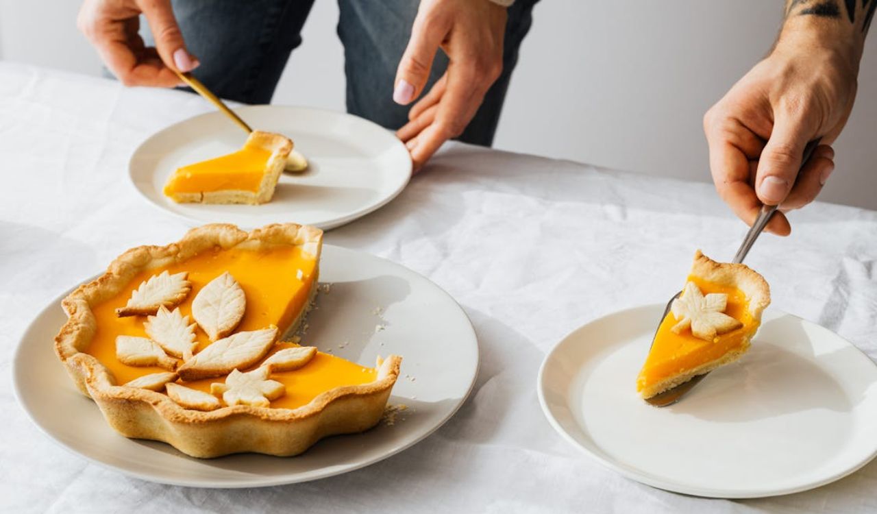 Slicing pumpkin pie