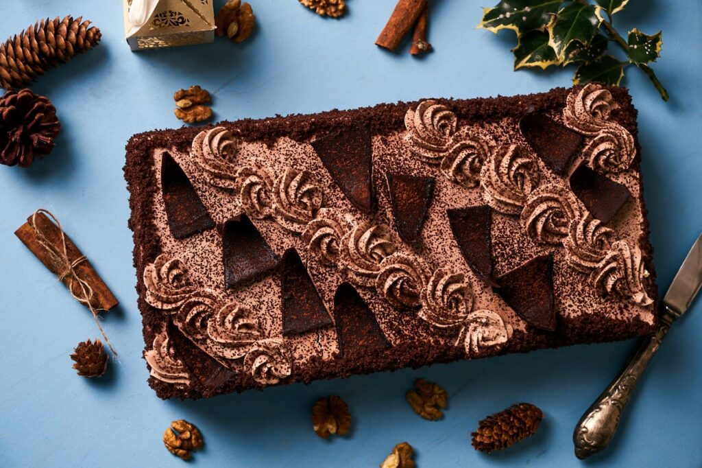 Custard Cream Christmas Cake