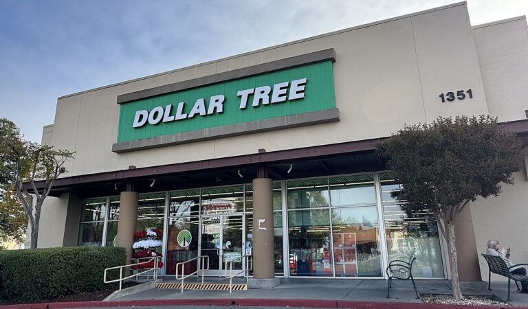 Dollar Tree store