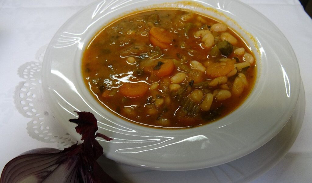 Fasolada bean soup