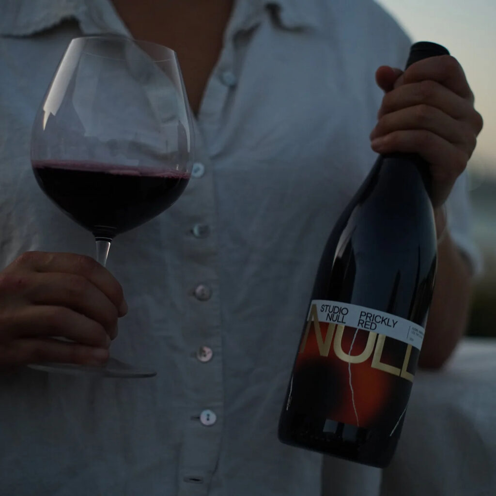 Studio Null Prickly Red