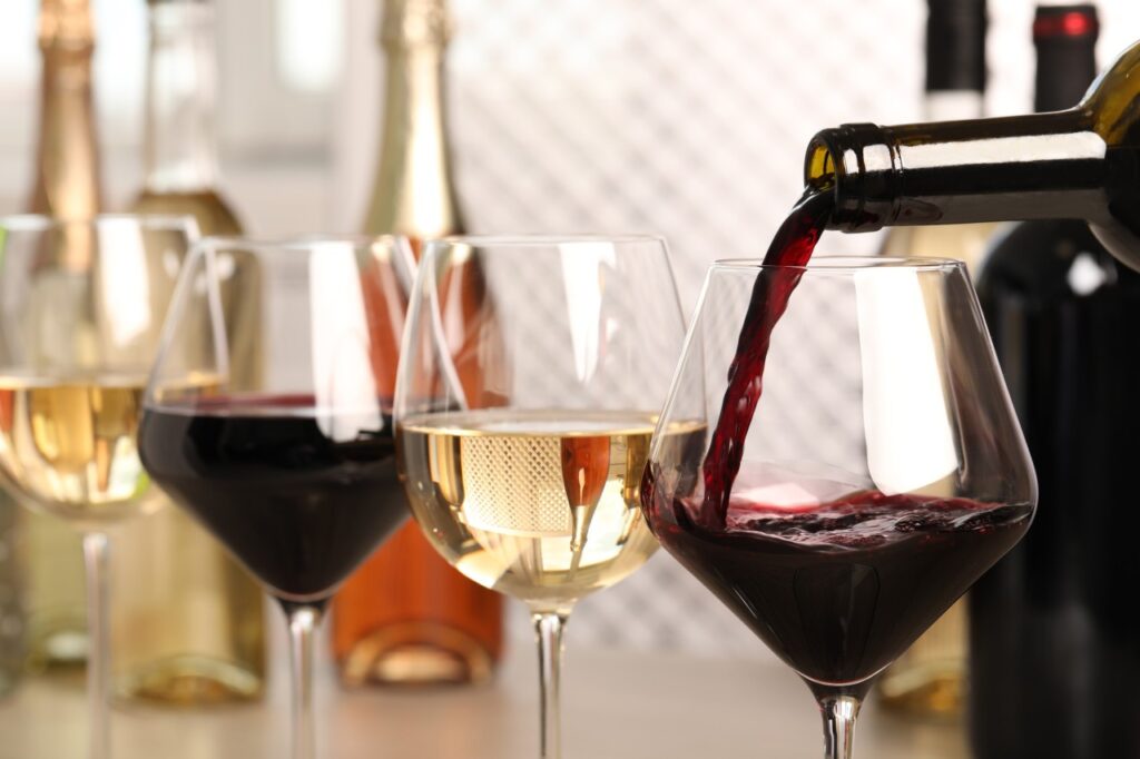 10 Best Aldi Wines to Serve with Thanksgiving Dinner