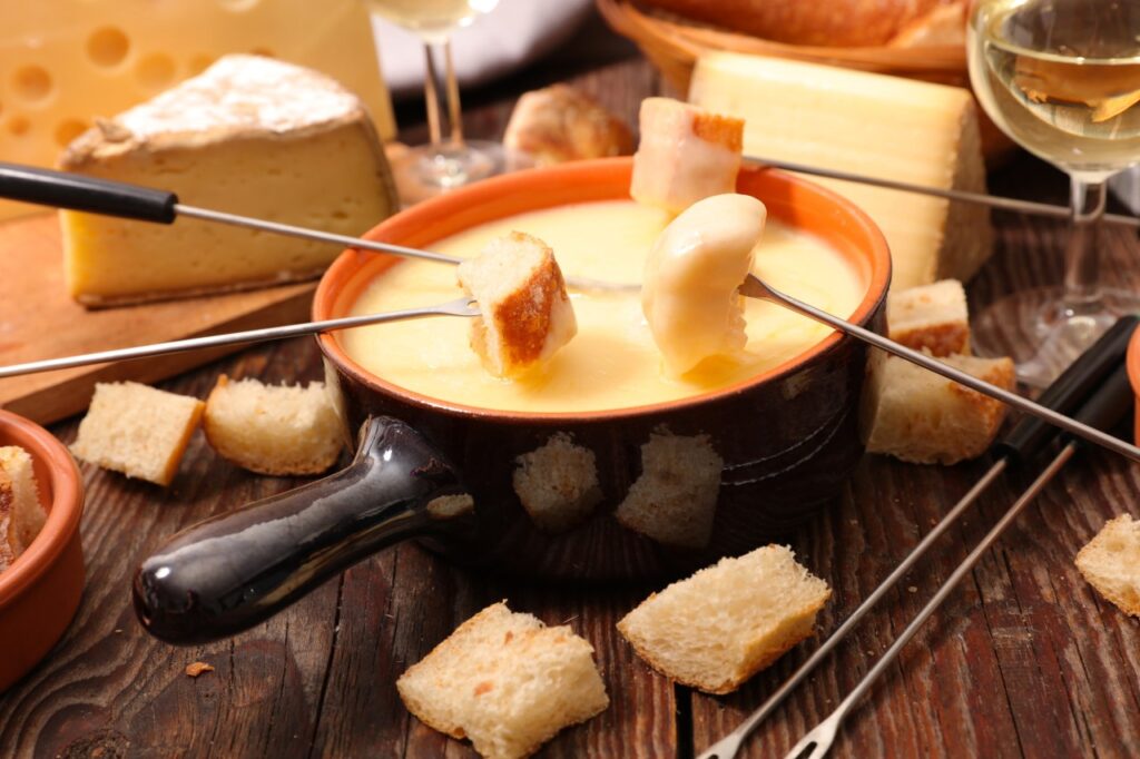 Fondue with Bread Cubes