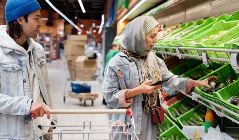 Couple in grocery store