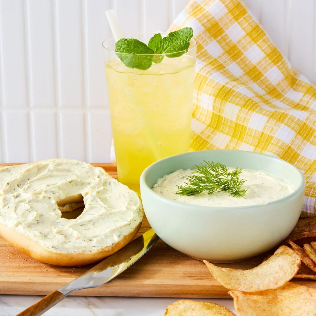 Creamy Dill Pickle Dip