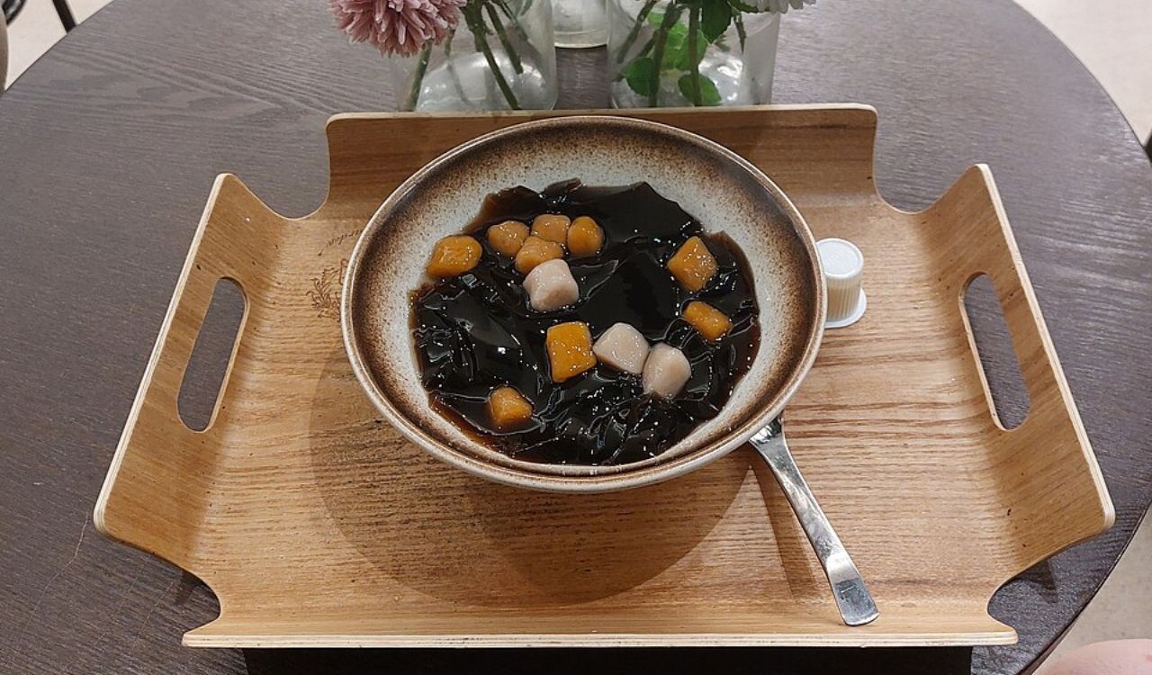 Grass Jelly Dessert