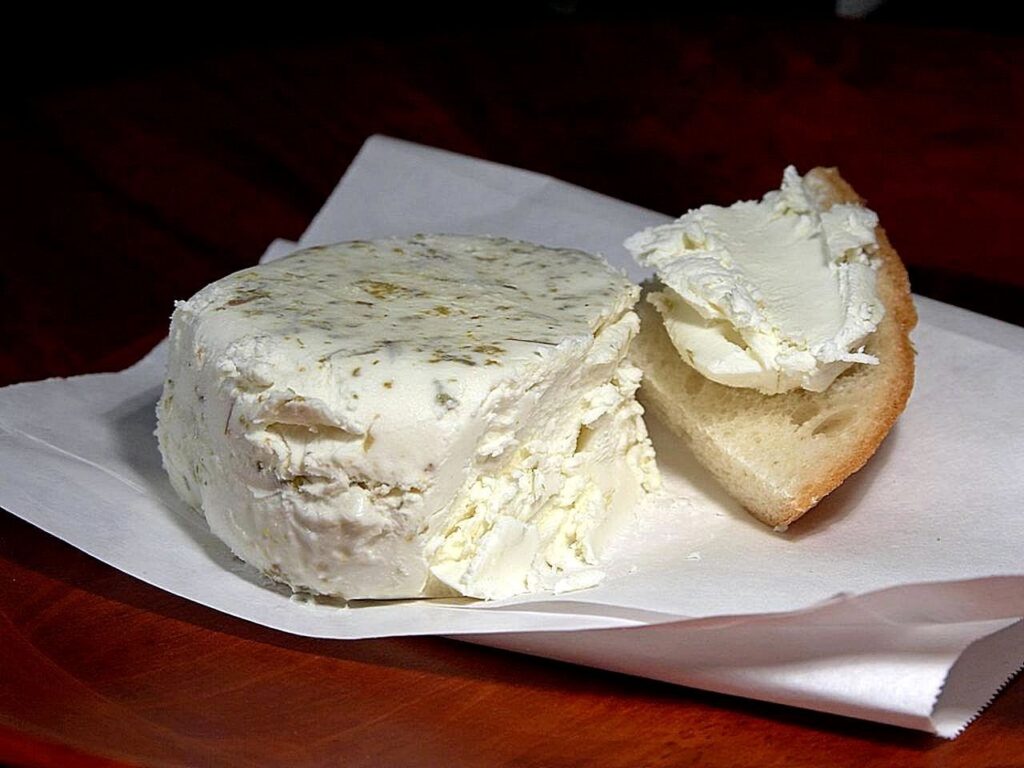 Goat Milk Creamy Cheese