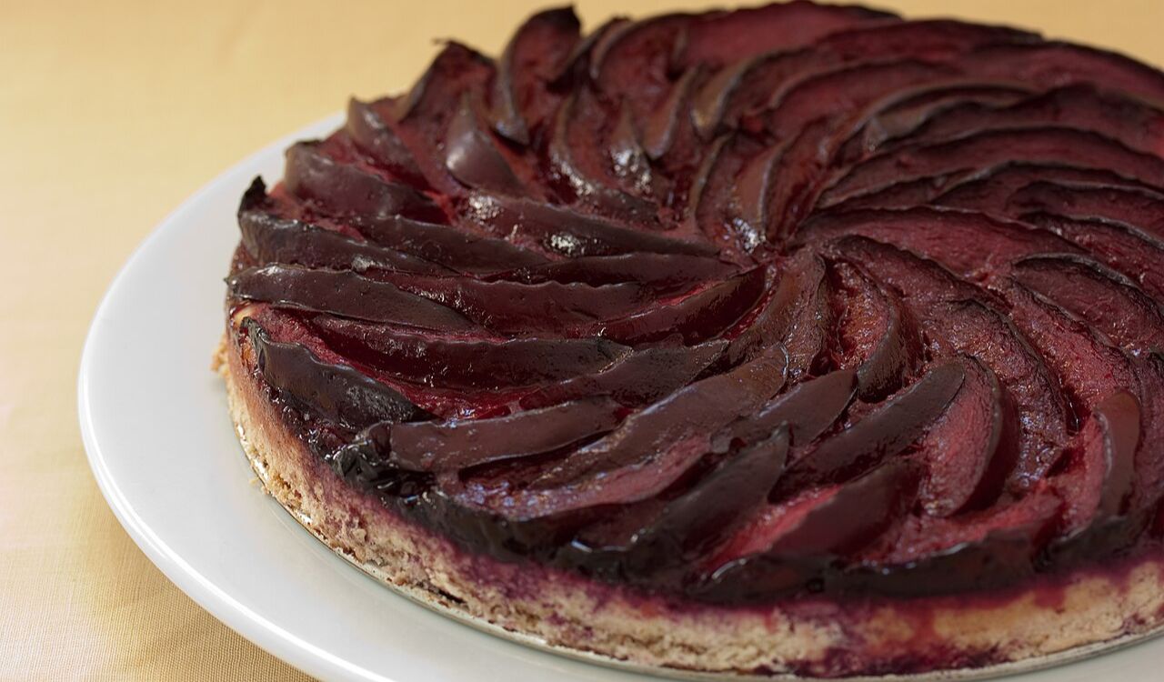Plum upside down cake