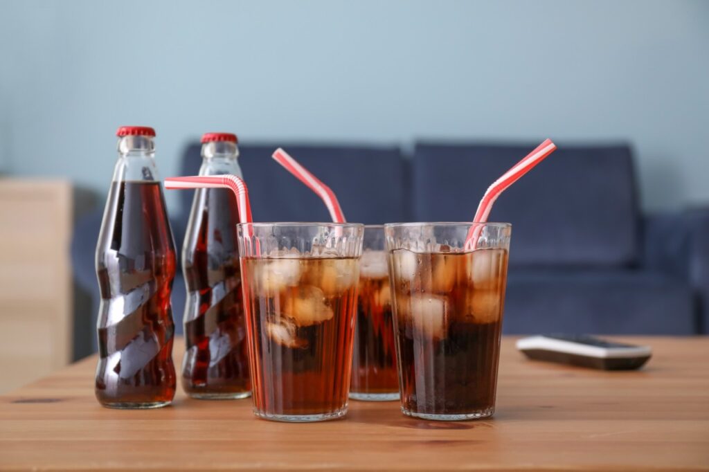 8 Old Sodas That Wrecked Gen X Teeth for Fun