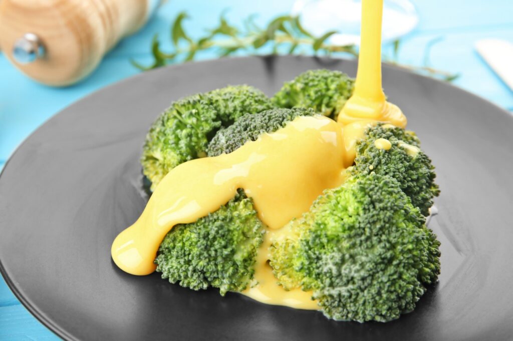 Broccoli Spears with Cheese Dip