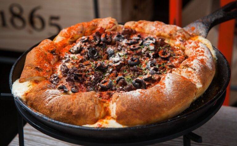 10 Reasons Chicago Deep Dish Is Just a Casserole for Tourists