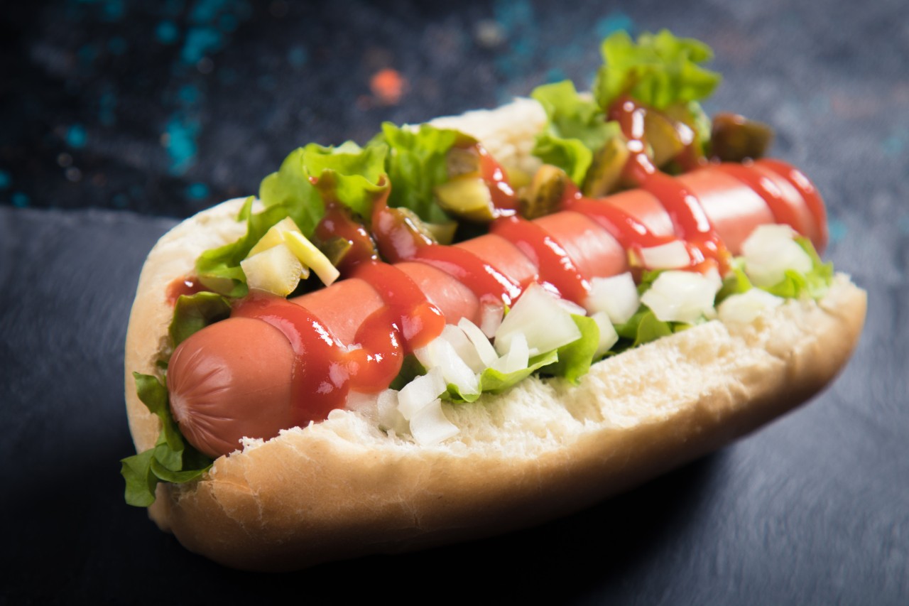 7 Reasons Putting Ketchup on a Hot Dog Is a Childish Habit